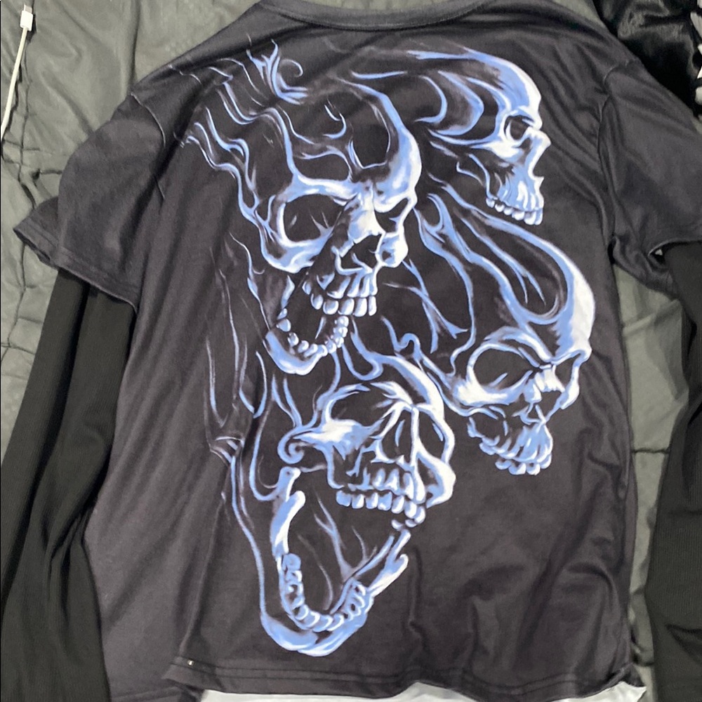 SHEIN Black and Blue Long Sleeve Skull Tee